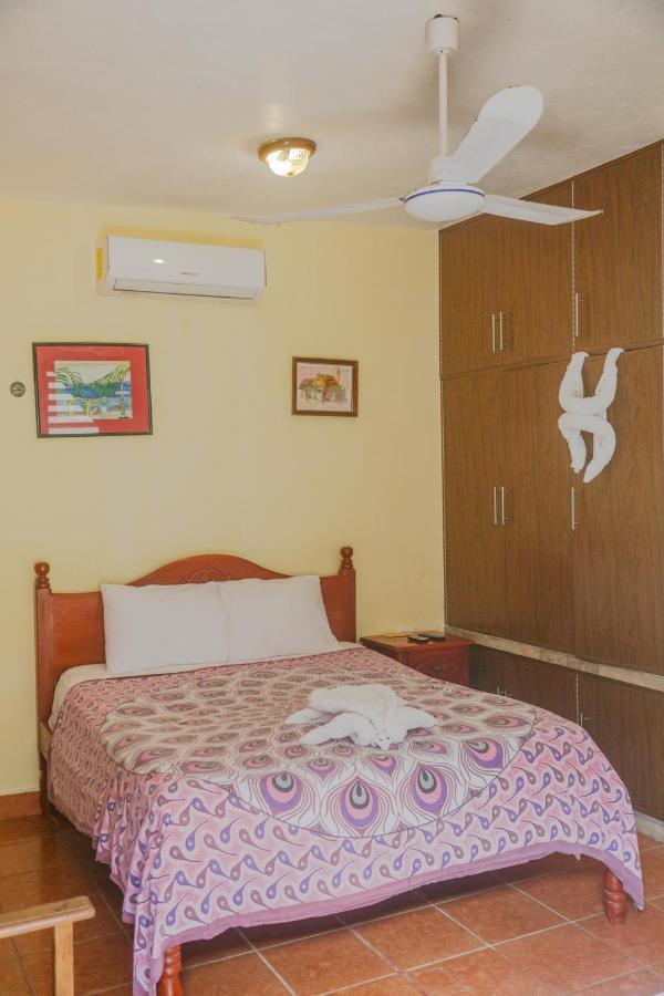 Navieros Rooms Bacalar Exteriér fotografie