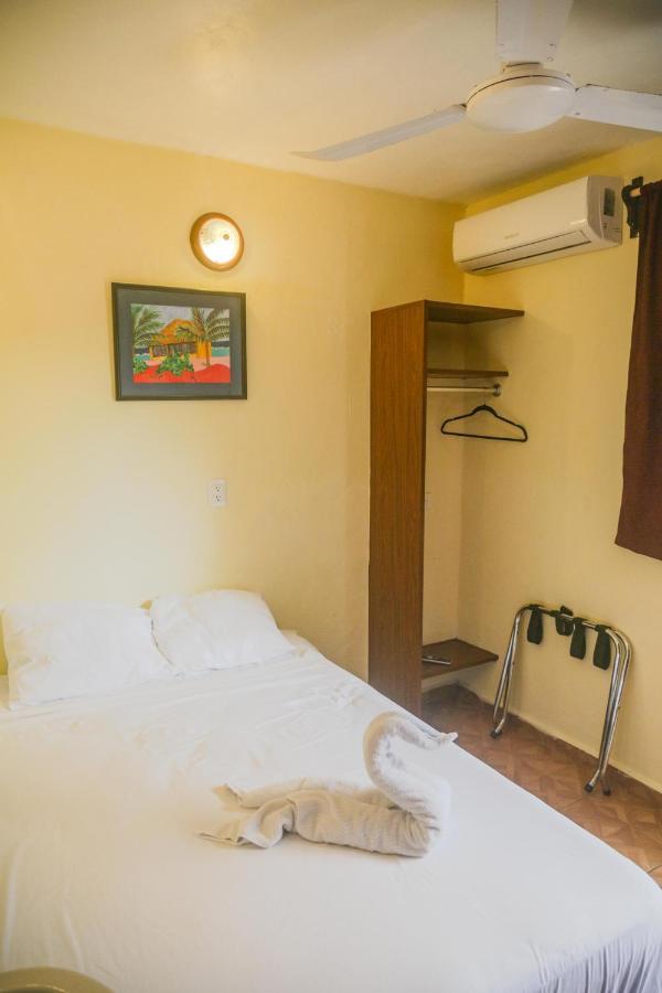Navieros Rooms Bacalar Exteriér fotografie